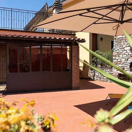Relax Tra Gli Ulivi Con Spazio Esterno E Barbecue